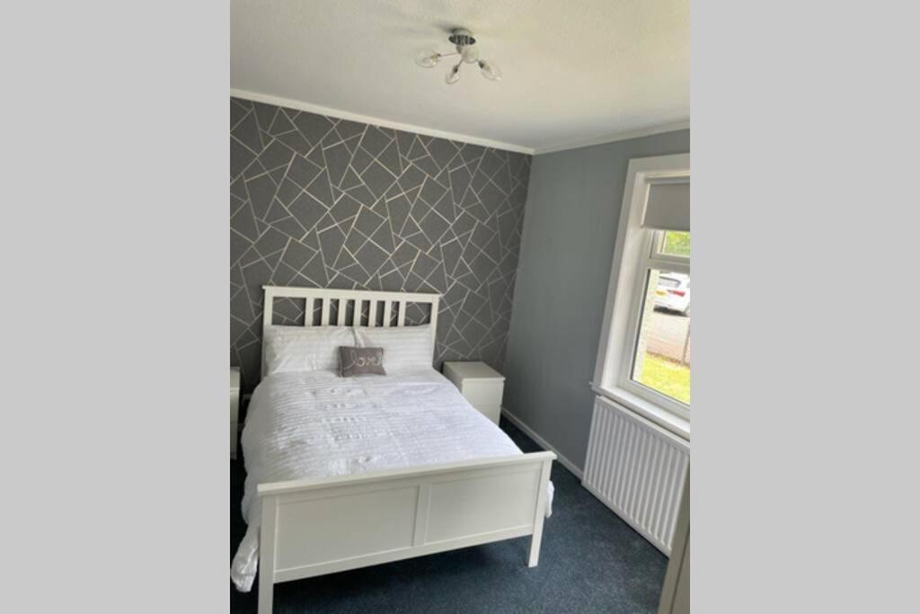 Beautiful Two Bedroom Flat By The Loch Balloch Esterno foto
